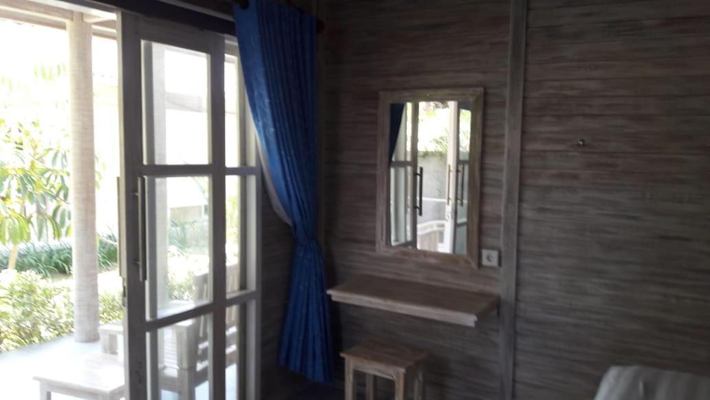 Vista Huts Lembongan Hotel Exterior photo