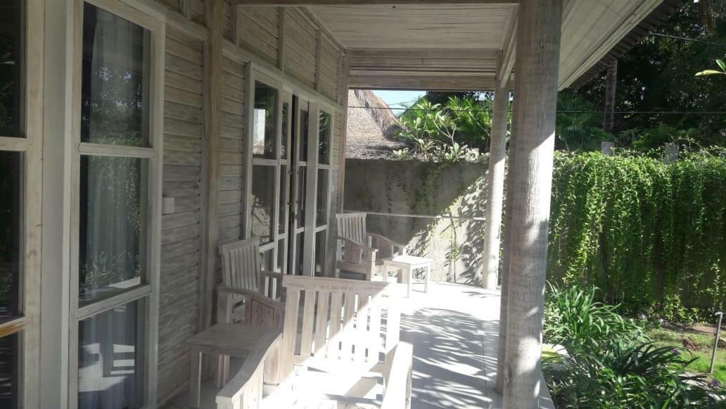 Vista Huts Lembongan Hotel Exterior photo